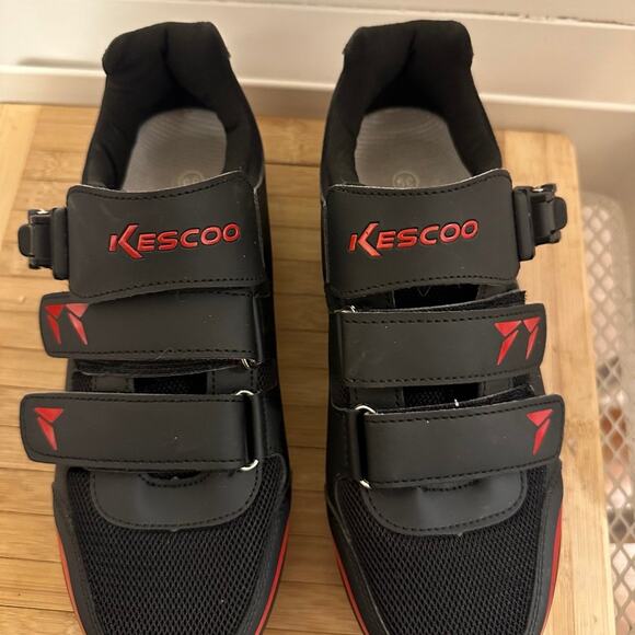Cycling shoes - Picture 1 of 9